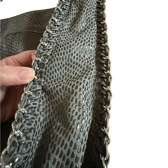 SONDRA ROBERTS 2 Gray Snakeskin Print Bag - Picture 3 of 9